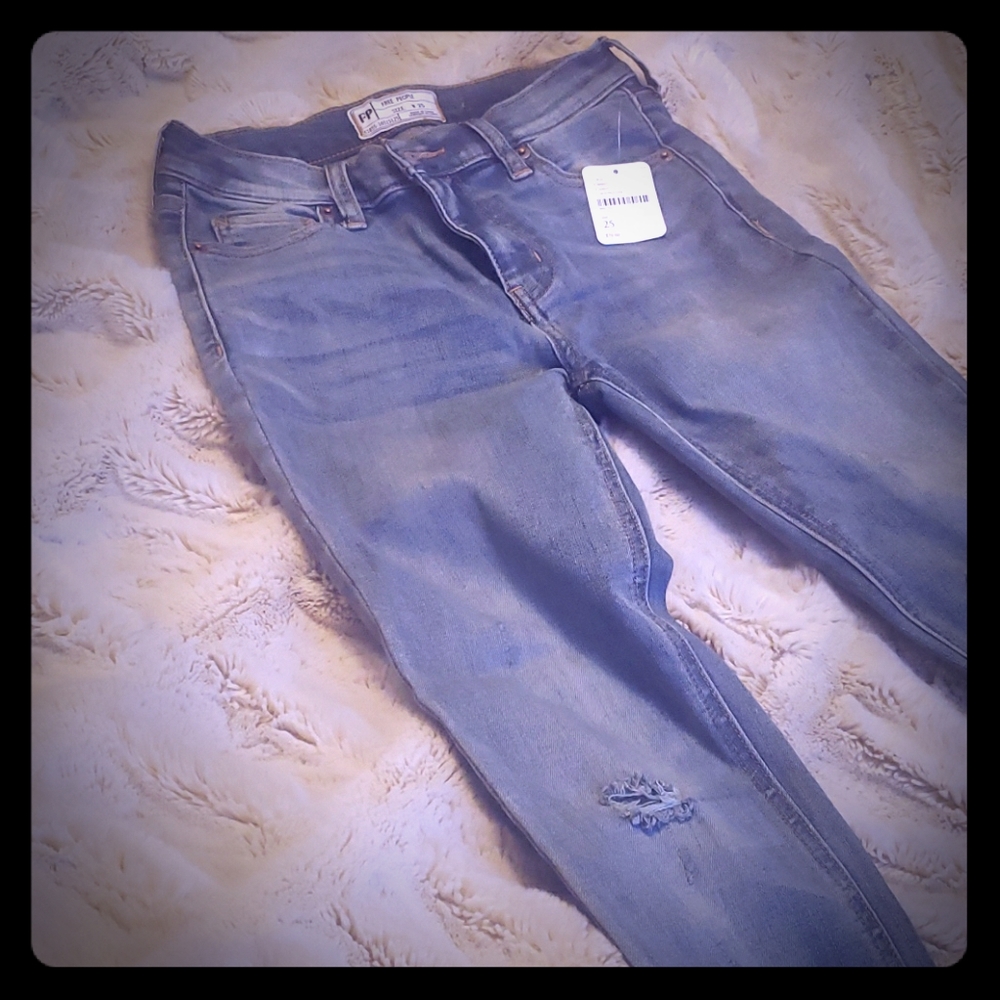 Free people frayed them skinny jean